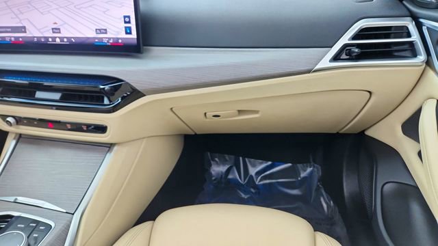 Used 2025 BMW i4 eDrive40 w/ Premium Package image 36