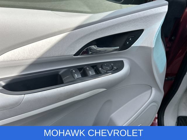 Used 2017 Chevrolet Bolt Premier w/ Driver Confidence II Package FWD image 22