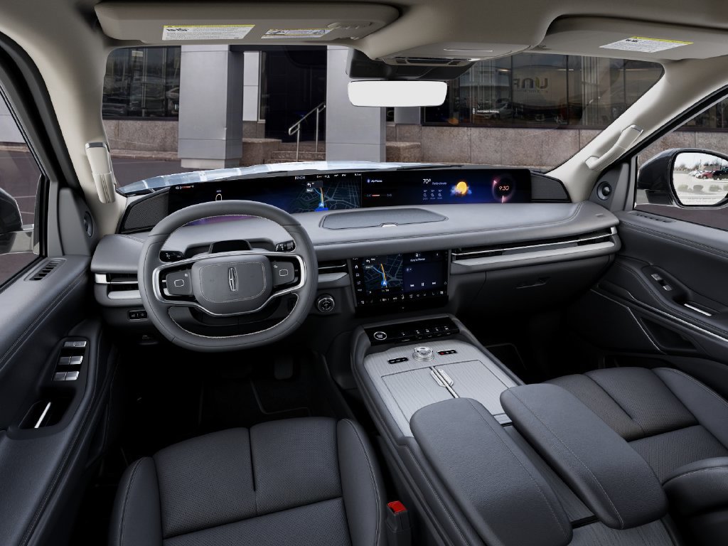 New 2027 Lincoln Navigator Reserve AWD/4WD image 9
