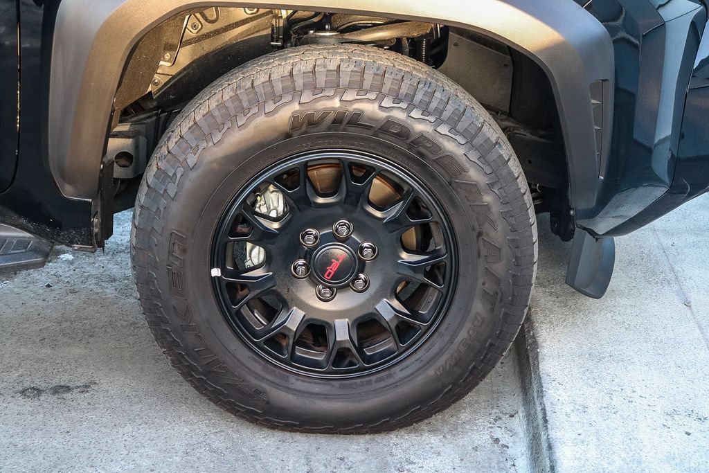 Used 2025 Toyota 4Runner TRD Off-Road Premium w/ Tow Technology Package AWD/4WD image 11