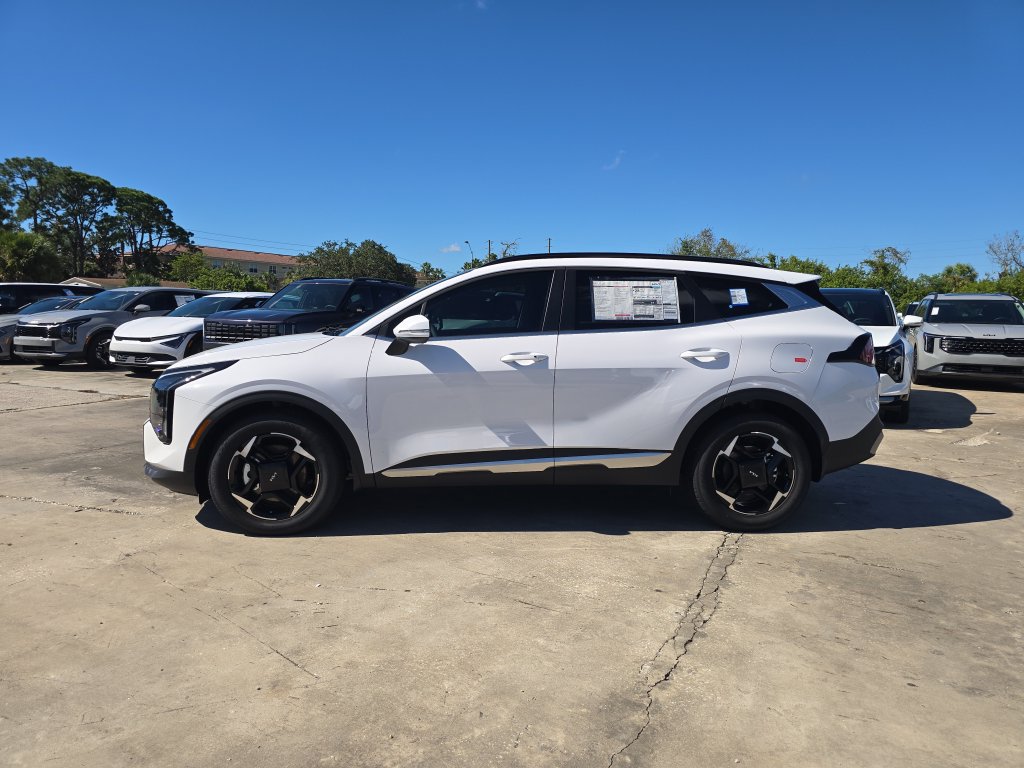 New 2027 Kia Sportage EX FWD image 6