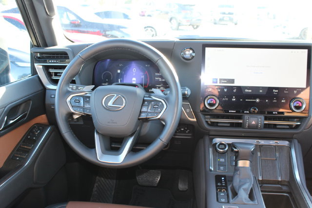 Certified 2025 Lexus GX 550 w/ Accessory Package (2T) AWD/4WD image 14