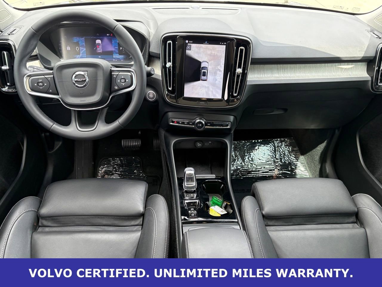Certified 2024 Volvo XC40 B5 Plus image 14