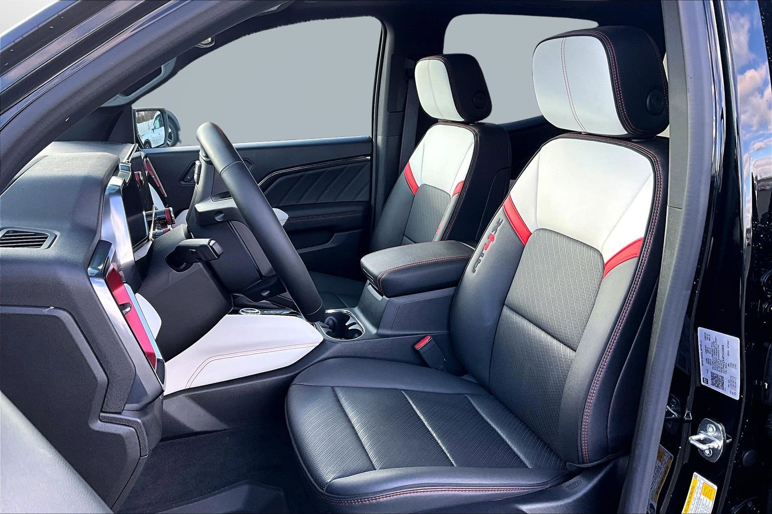 Used 2023 GMC Canyon AT4X w/ Edition 1 AWD/4WD image 22