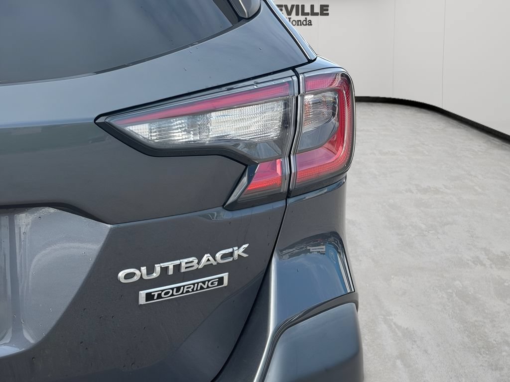 Used 2022 Subaru Outback Touring w/ Popular Package #2 AWD/4WD image 4