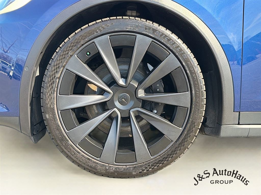 Used 2022 Tesla Model X Plaid image 40