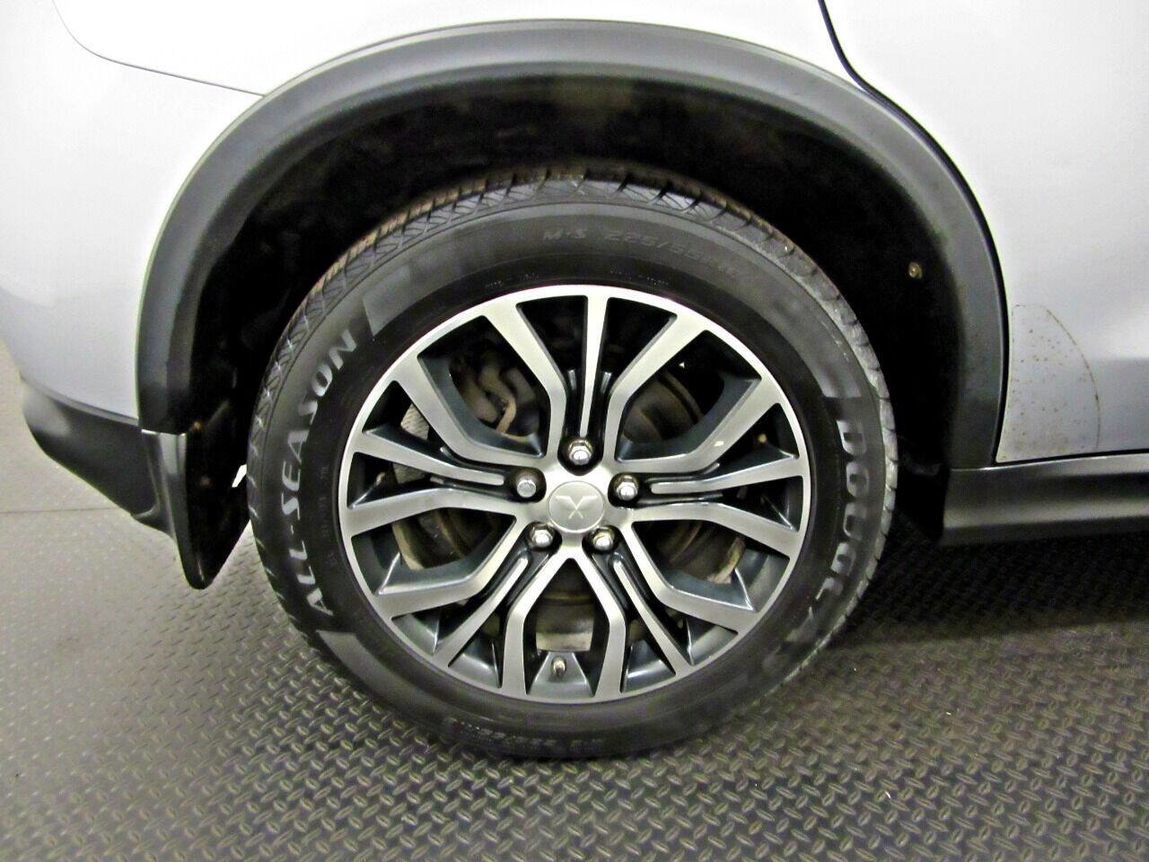 Used 2016 Mitsubishi Outlander Sport ES AWD/4WD image 20