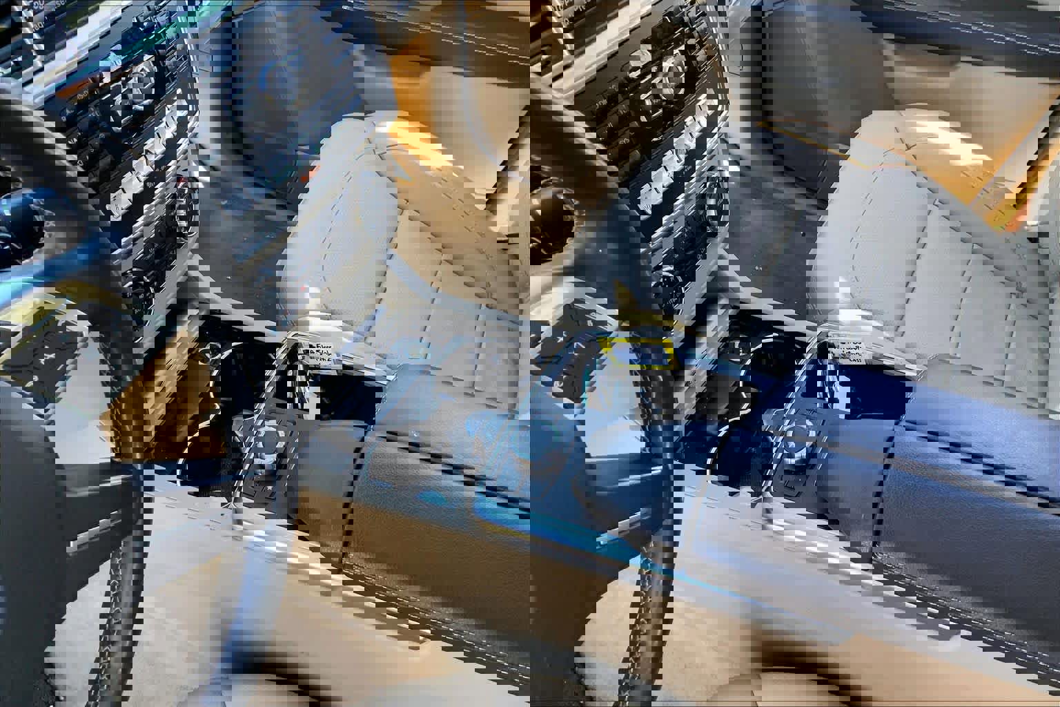 Used 2015 Mercedes-Benz ML 350 4MATIC image 17