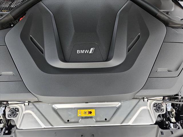 Used 2025 BMW i4 eDrive40 image 23