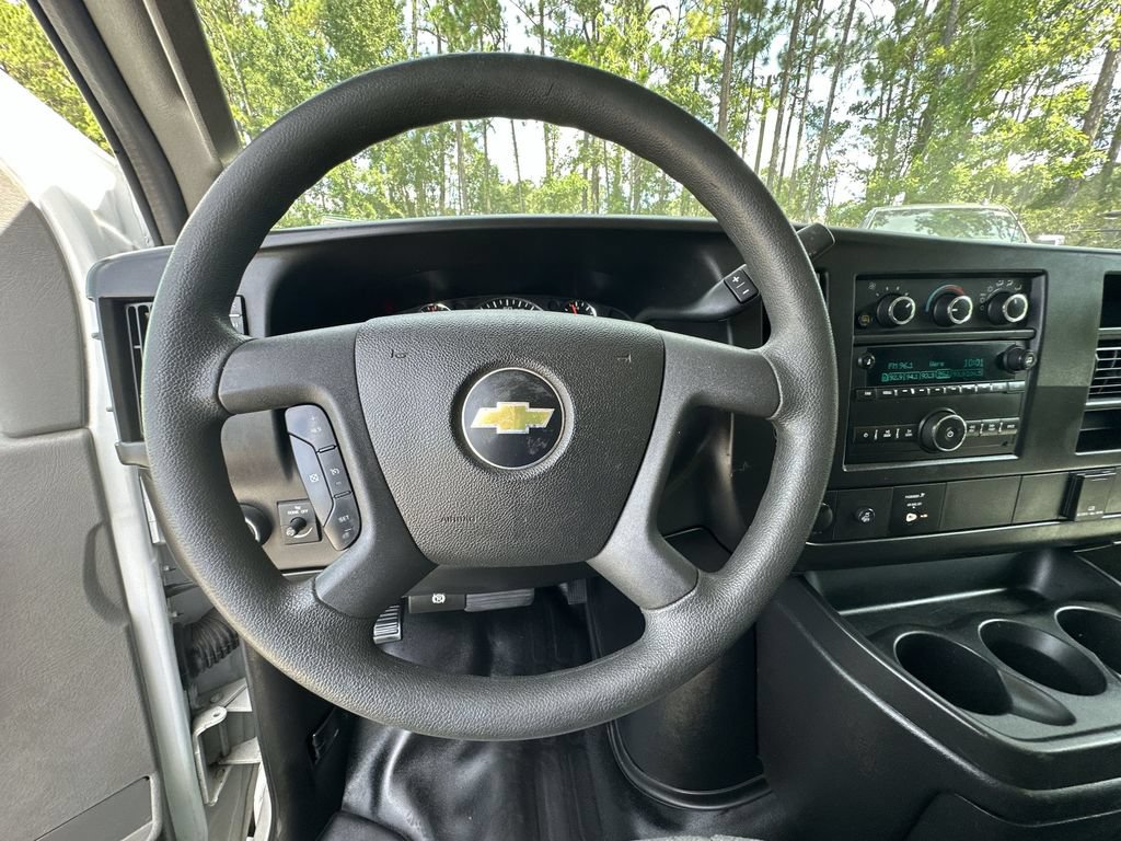 Certified 2017 Chevrolet Express 2500 w/ Express Access Plus Package RWD image 11