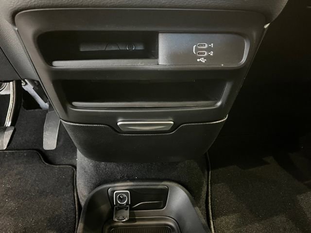 New 2026 Chrysler Pacifica Select image 24