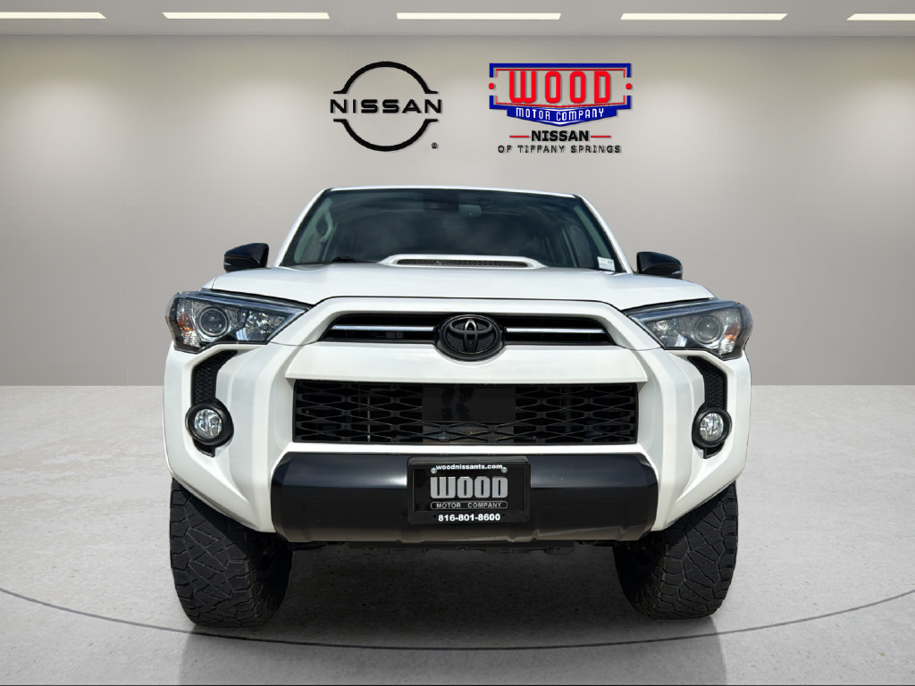 Used 2020 Toyota 4Runner Venture w/ Moonroof Package AWD/4WD image 6