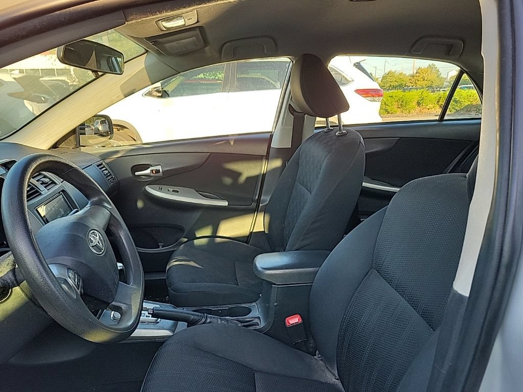 Used 2013 Toyota Corolla S FWD image 6