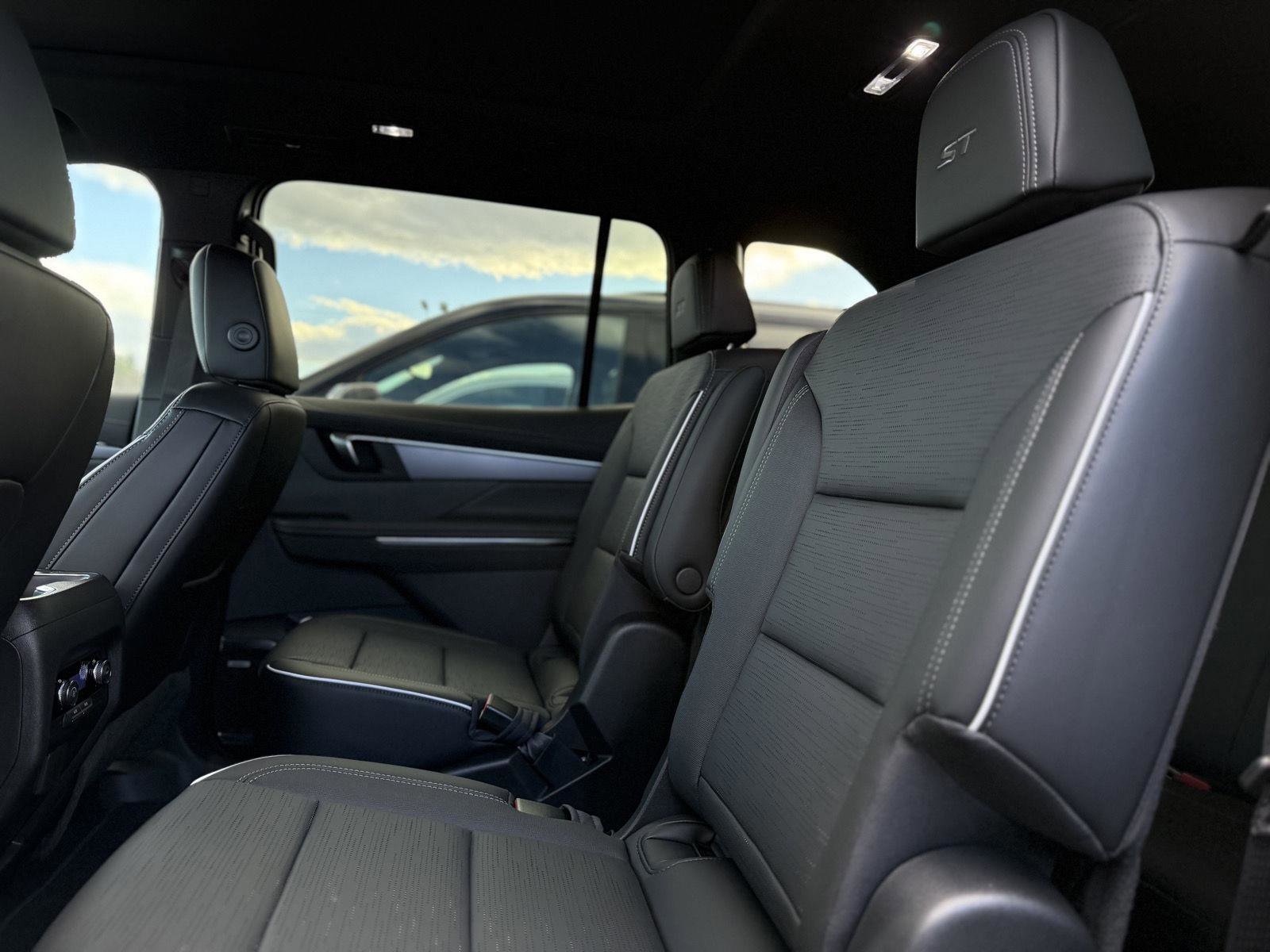 New 2026 Buick Enclave Sport Touring w/ Power Package image 13