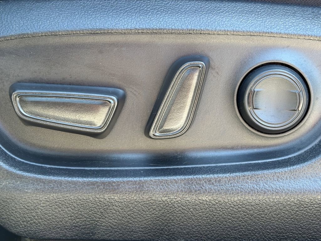 Used 2023 Toyota Camry LE FWD image 12