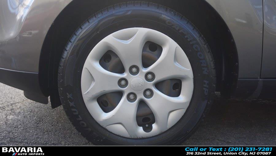 Used 2014 Kia Soul 5dr Wgn Auto Base image 26