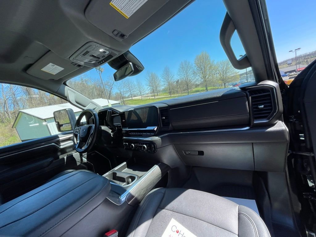 Certified 2025 Chevrolet Silverado 2500 LTZ w/ Trail Boss Package AWD/4WD image 16