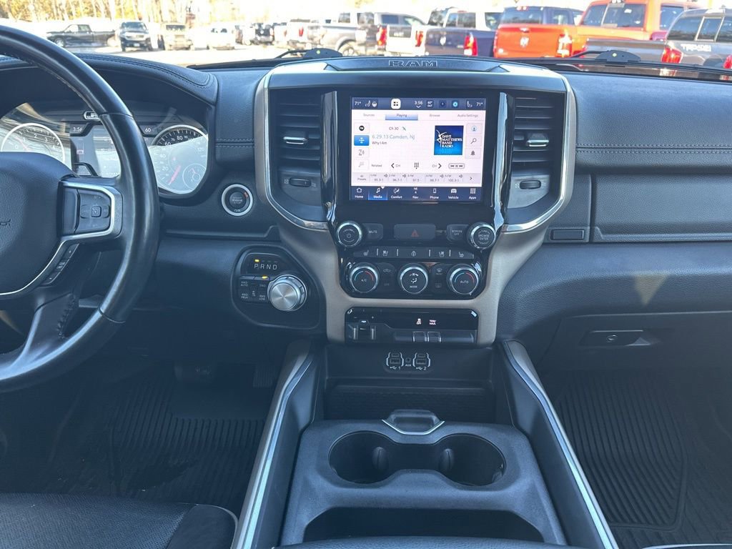 Used 2022 RAM 1500 Laramie AWD/4WD image 23