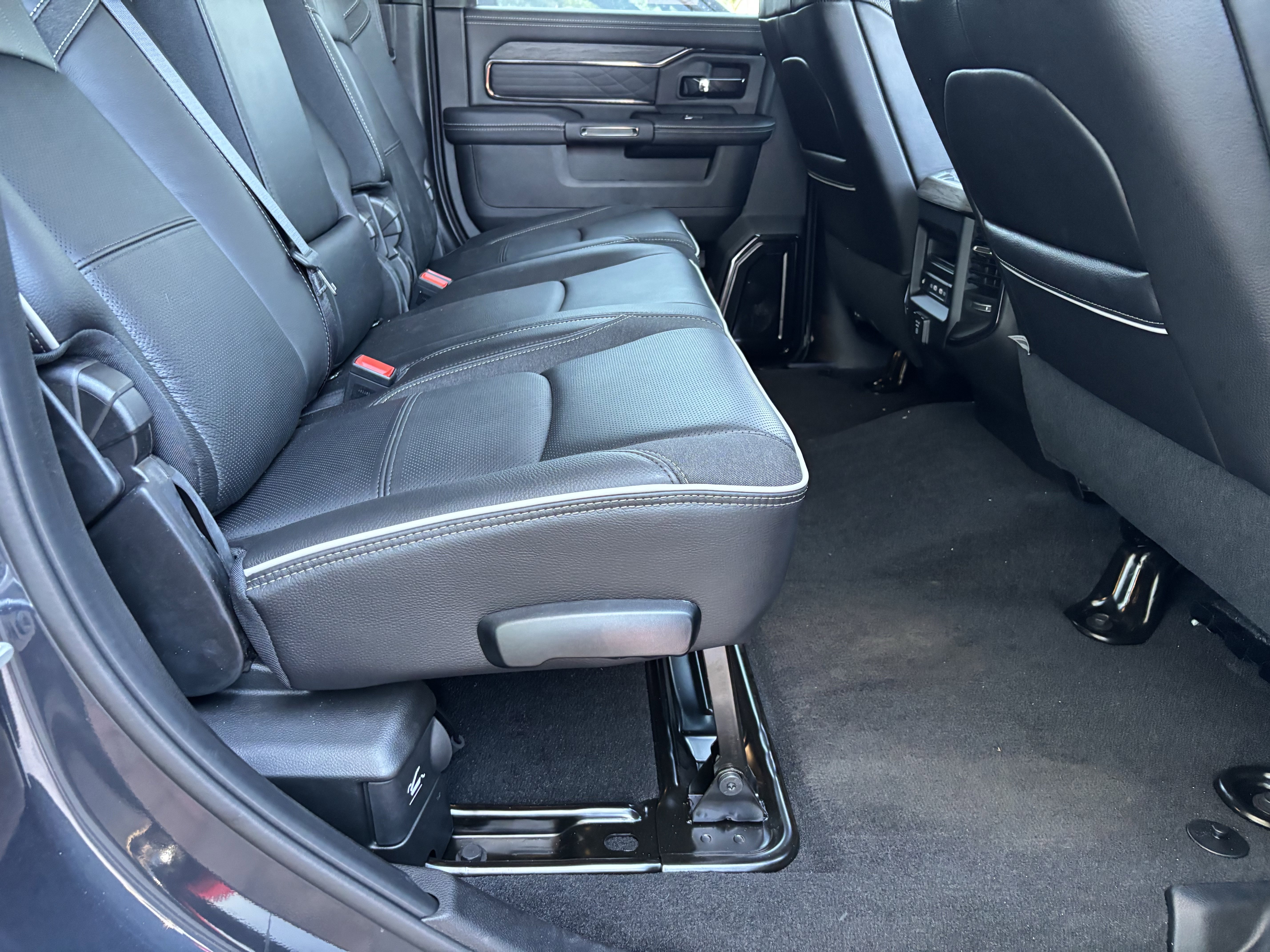 New 2026 RAM 2500 Limited AWD/4WD image 13