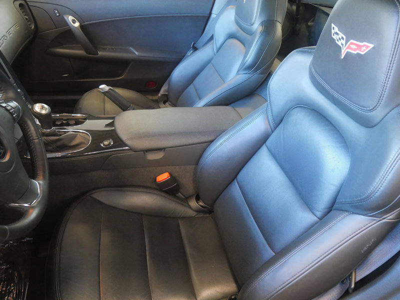 Used 2012 Chevrolet Corvette Grand Sport w/ 3LT Preferred Equipment Group image 11