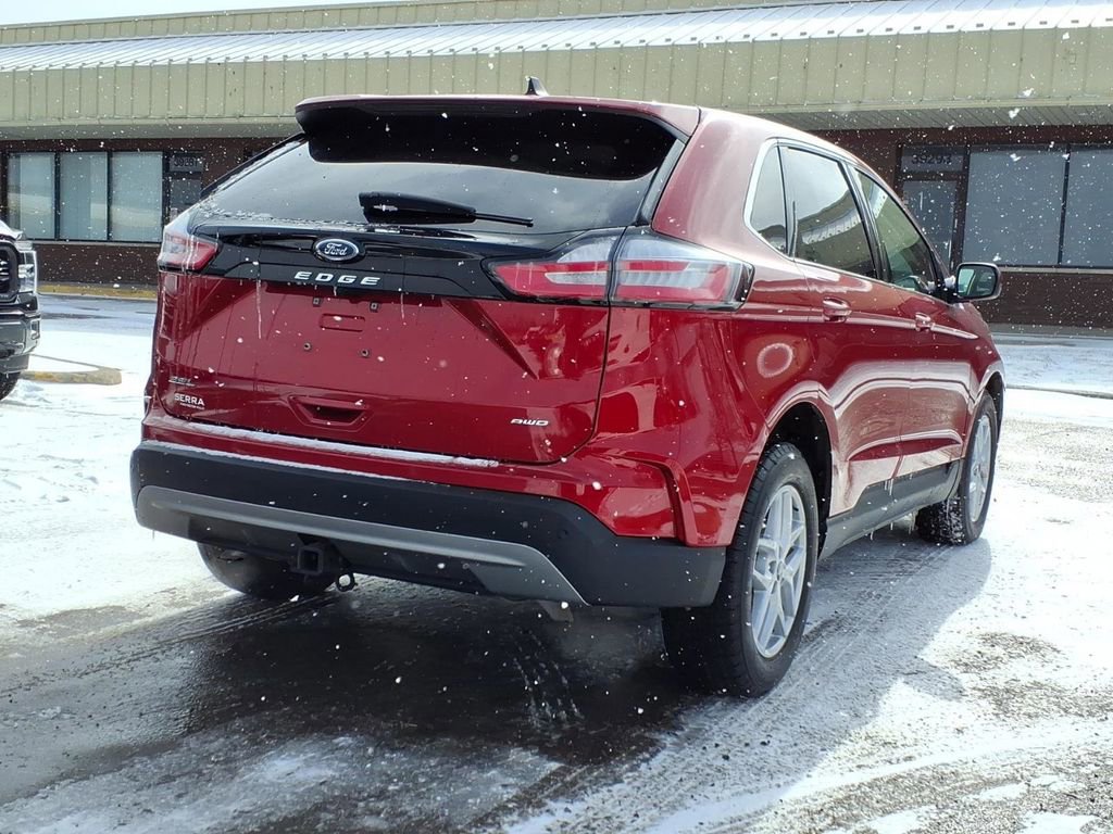 Used 2024 Ford Edge SEL w/ Convenience Package image 5