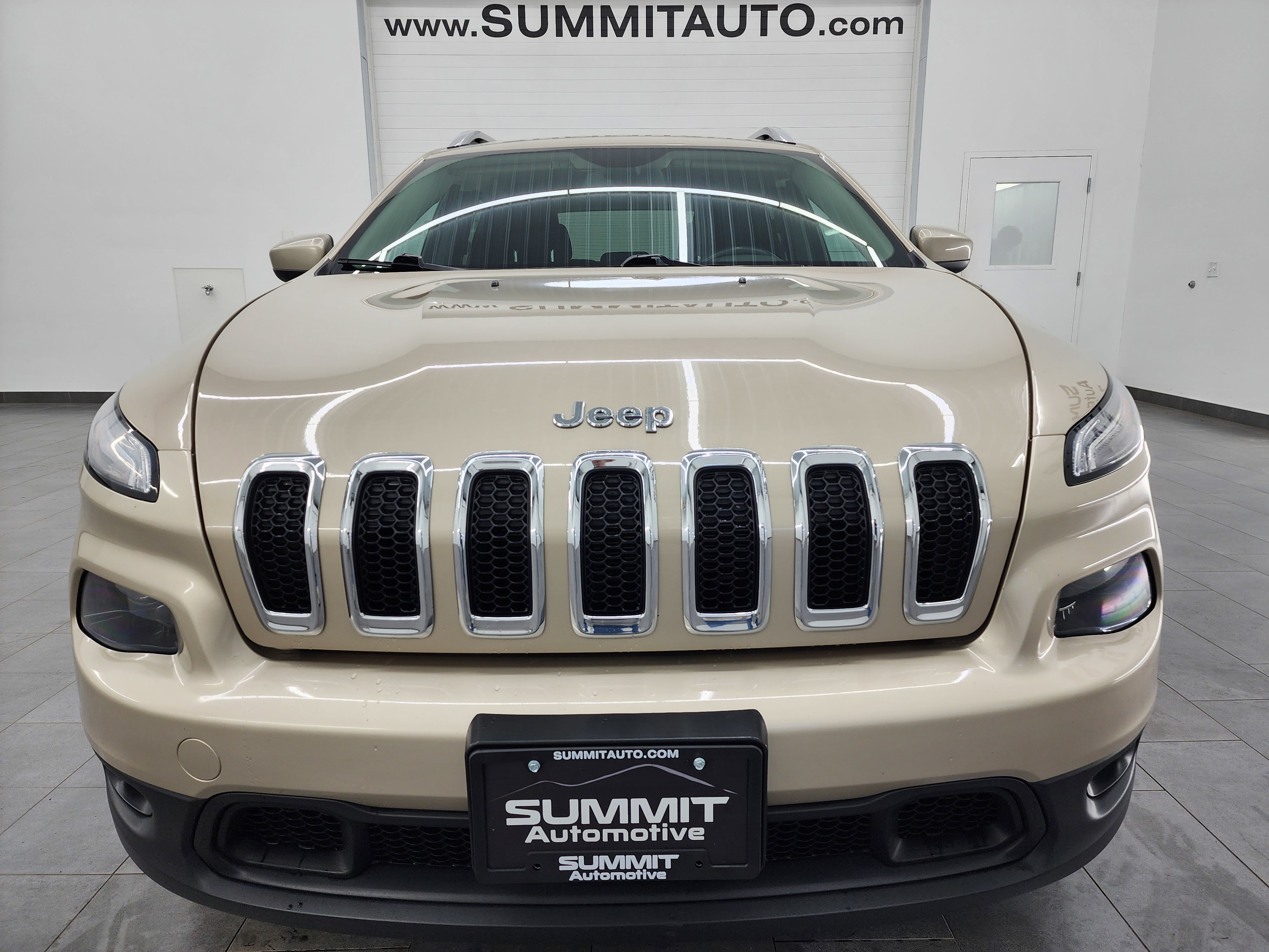 Used 2014 Jeep Cherokee Latitude FWD image 21