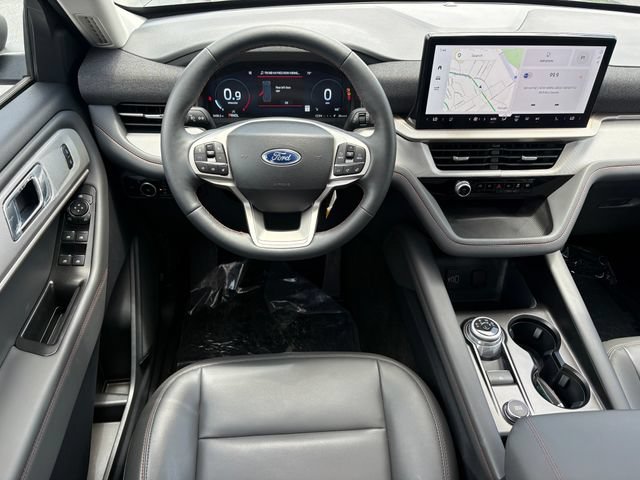 Used 2026 Ford Explorer Active w/ Active Comfort Package AWD/4WD image 12