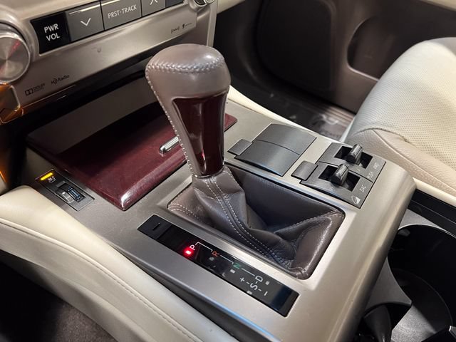 Used 2019 Lexus GX 460 Premium w/ Premium Package AWD/4WD image 21