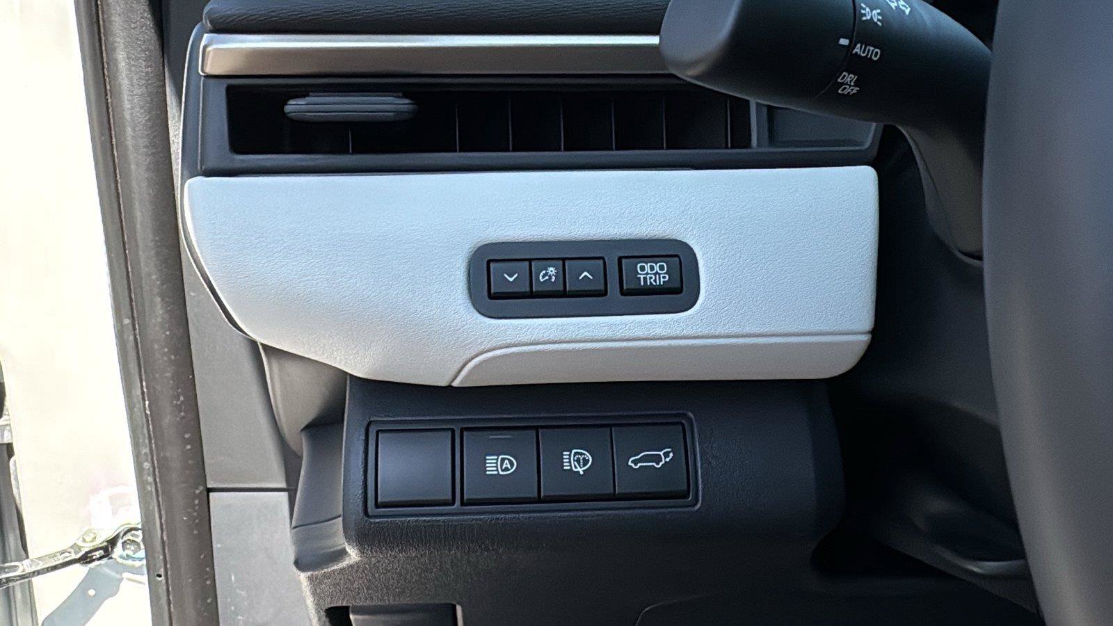 Certified 2026 Toyota bZ FWD image 14