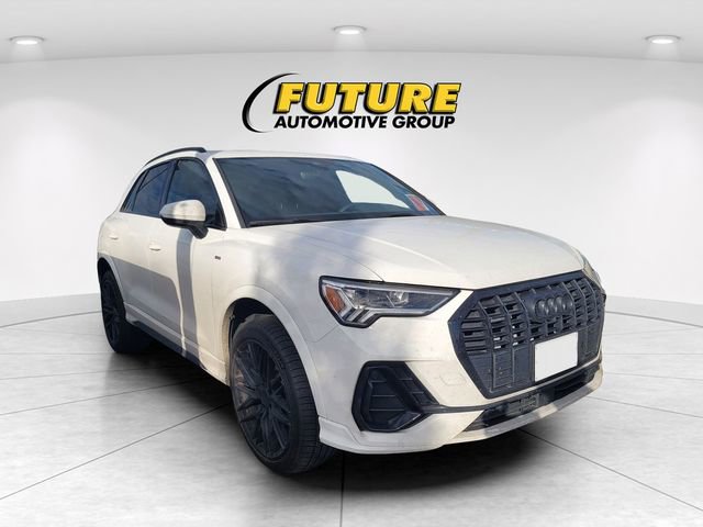 Used 2022 Audi Q3 2.0T Premium Plus w/ Premium Plus Package AWD/4WD image 1