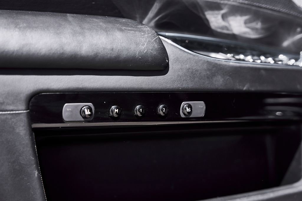 Used 2014 Rolls-Royce Ghost RWD image 38