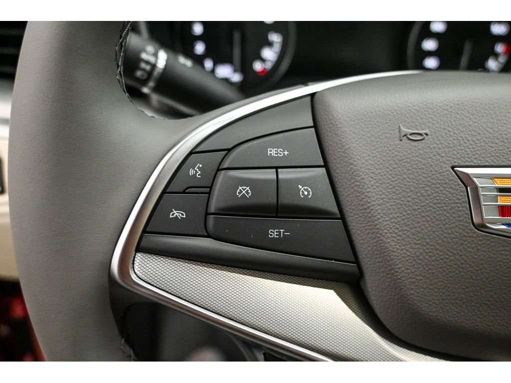 New 2026 Cadillac XT5 Premium Luxury w/ Driver Assist Package AWD/4WD image 15