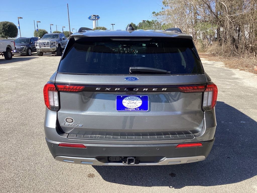 New 2026 Ford Explorer Active w/ Active Comfort Package image 8