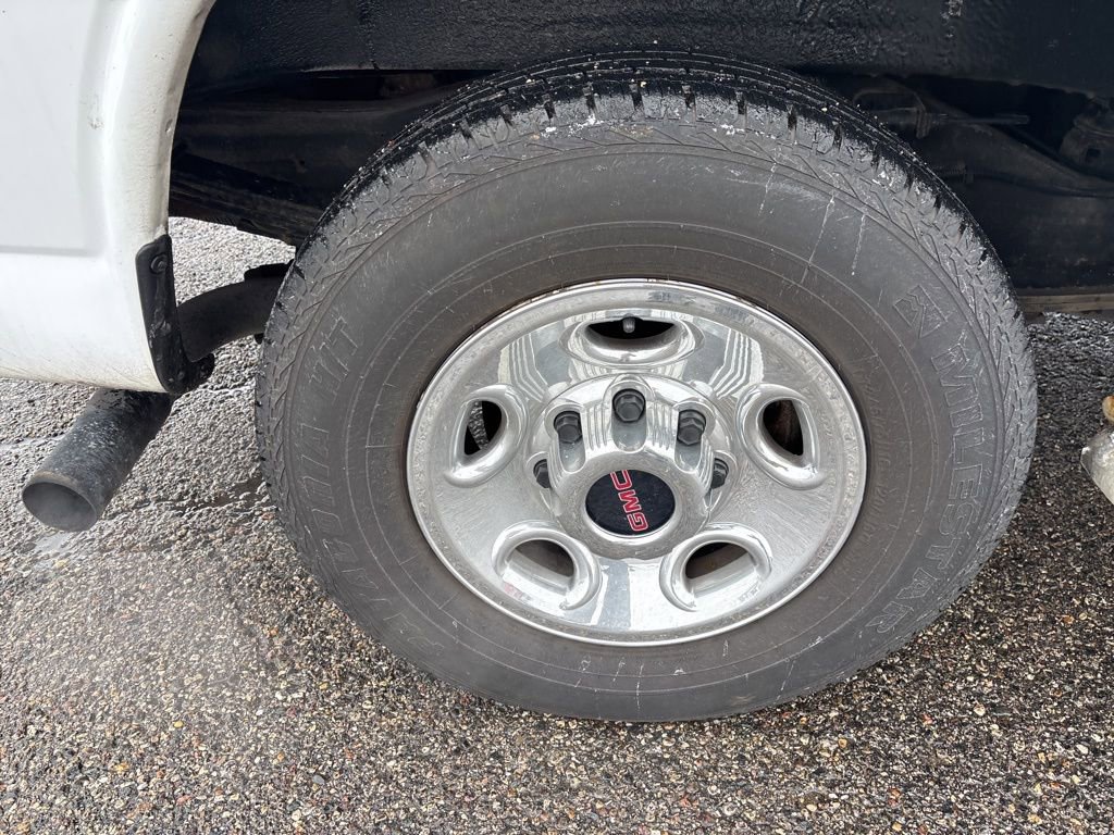 Used 2016 GMC Savana 2500 image 10