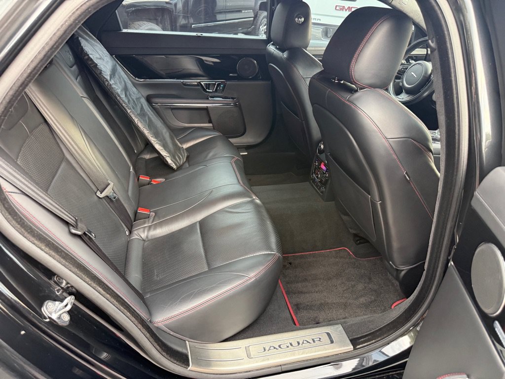 Used 2014 Jaguar XJ R LWB RWD image 61