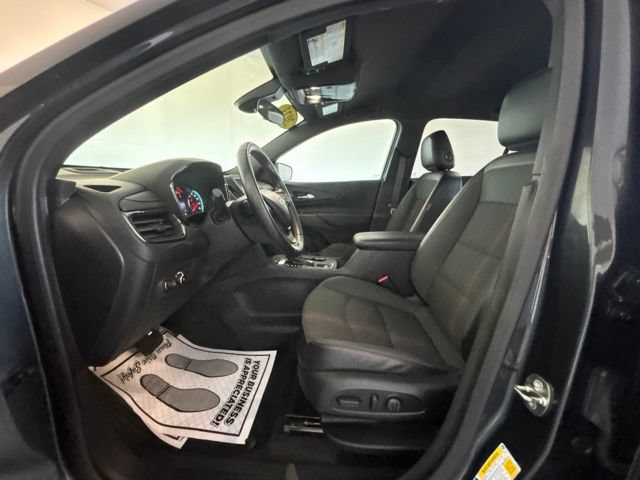 Used 2023 Chevrolet Equinox RS AWD/4WD image 3