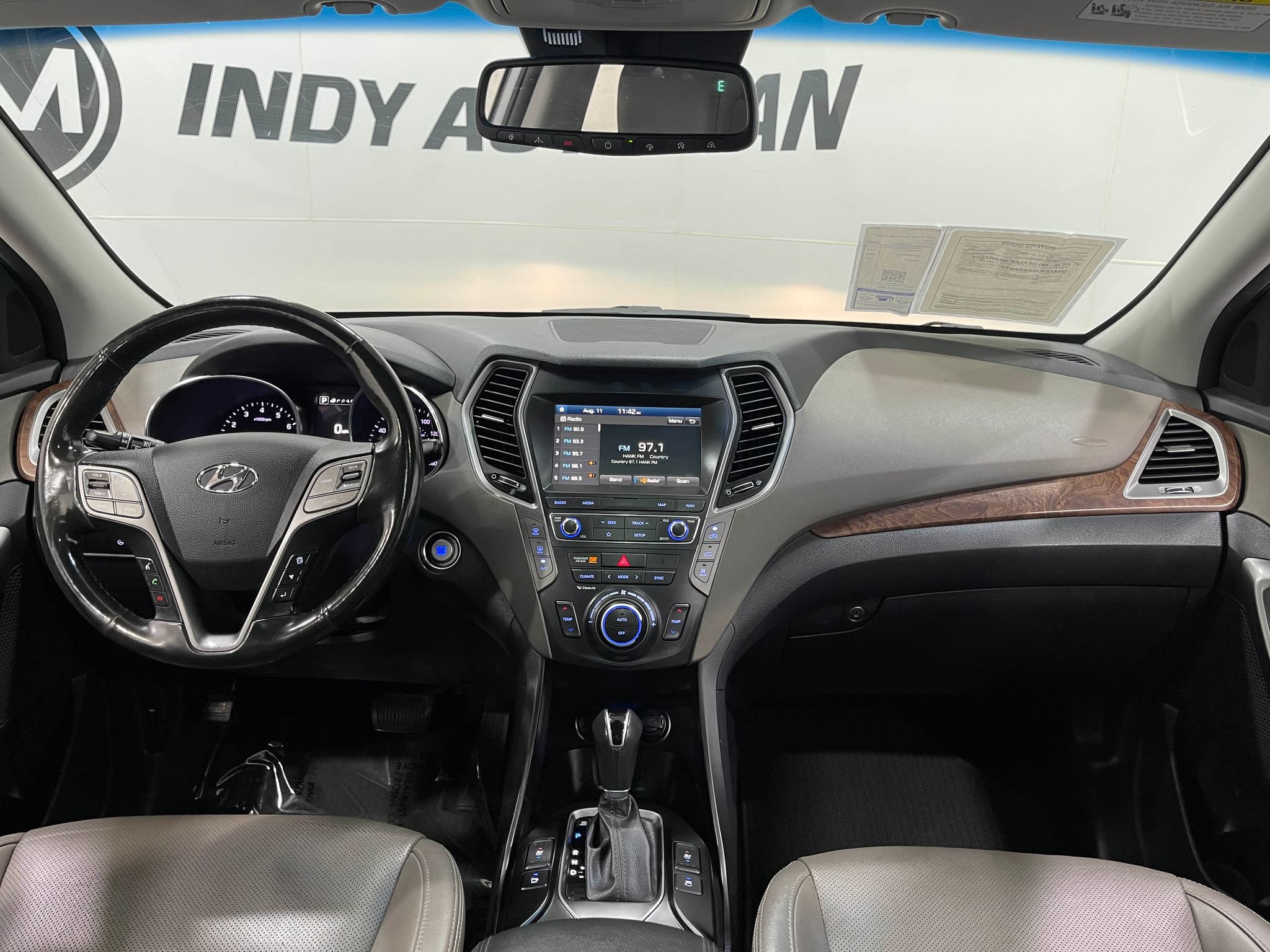 Used 2019 Hyundai Santa Fe XL AWD/4WD image 19