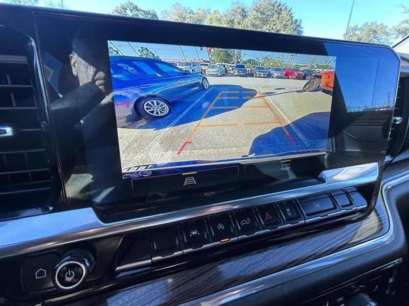 Used 2025 Chevrolet Silverado 1500 LT image 15