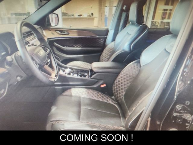 Used 2024 Jeep Grand Cherokee Summit w/ Adv Protech Group IV image 5