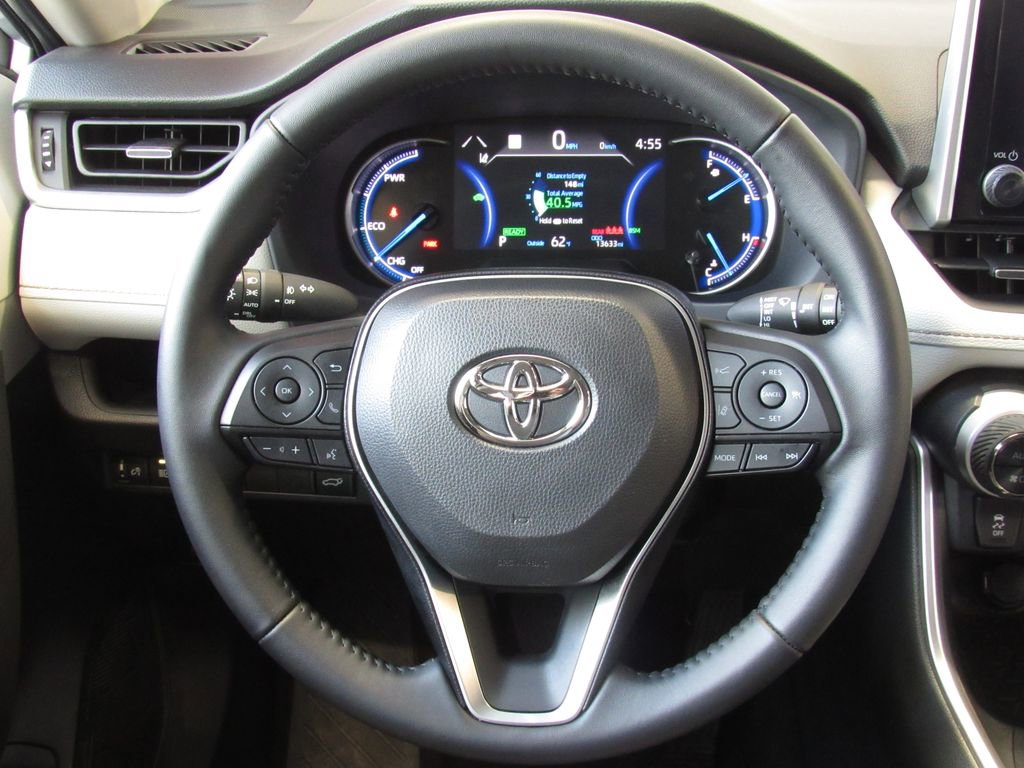 Certified 2025 Toyota RAV4 XLE Premium AWD/4WD image 24
