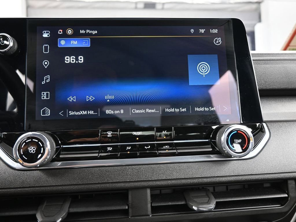 Used 2024 Chevrolet Colorado Trail Boss image 23