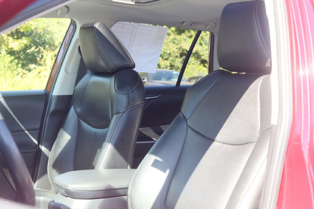 Certified 2024 Toyota RAV4 XLE w/ Convenience Package AWD/4WD image 21