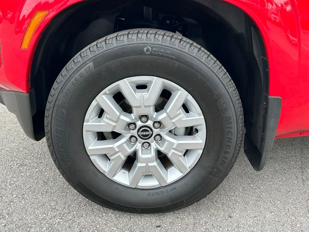 Certified 2024 Nissan Frontier SV w/ SV Convenience Package image 32