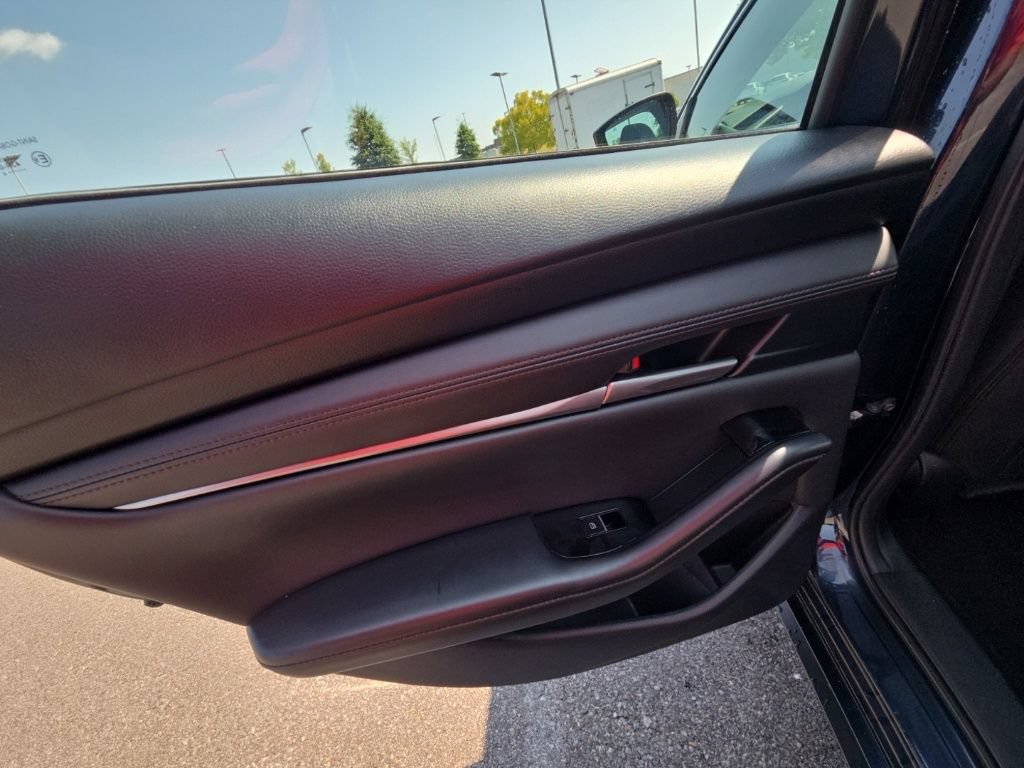 Used 2024 MAZDA MAZDA3 s FWD image 14