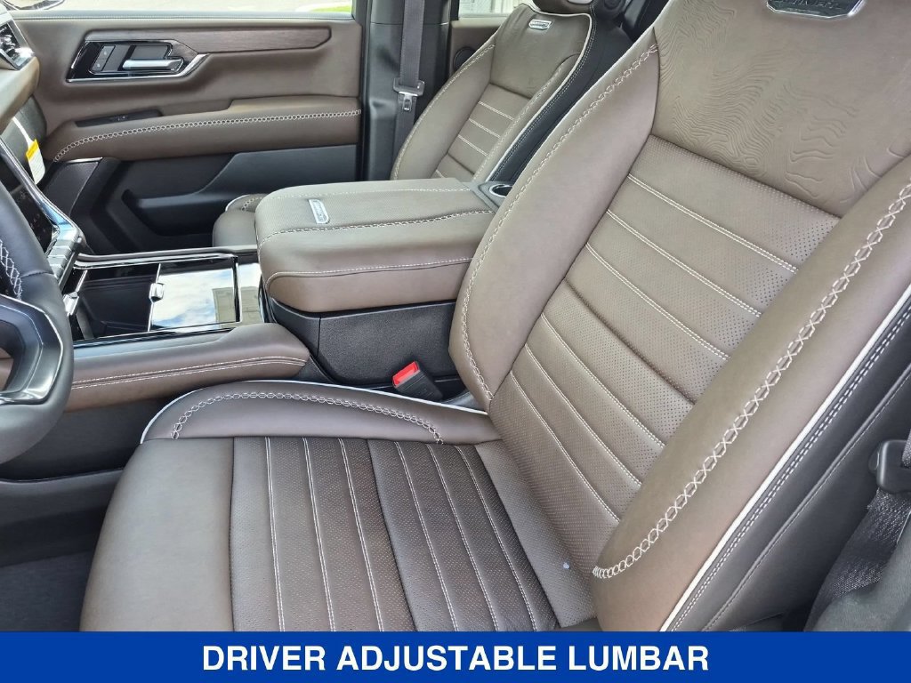 New 2026 GMC Yukon Denali Ultimate AWD/4WD image 14