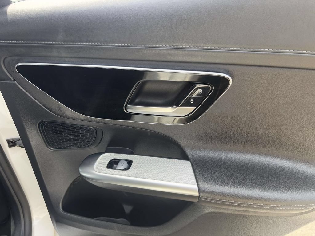 Used 2025 Mercedes-Benz GLC 43 AMG 4MATIC image 20