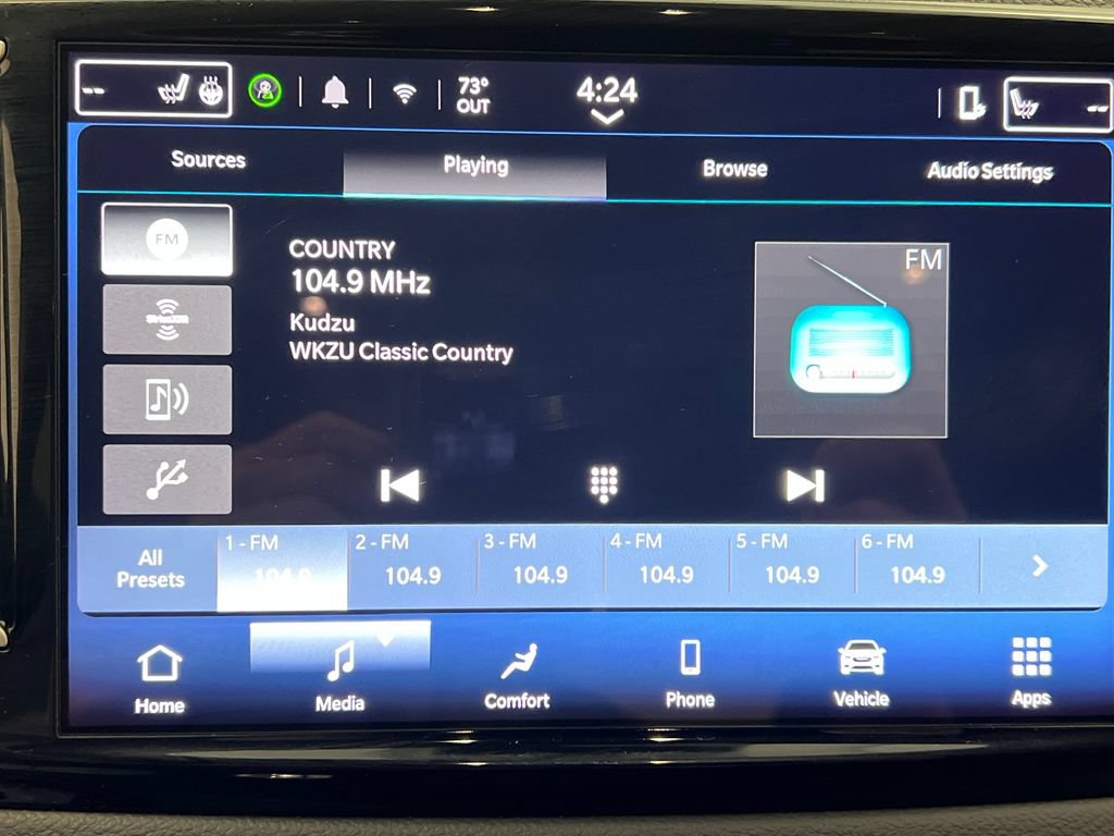 Used 2025 Chrysler Pacifica Select FWD image 69