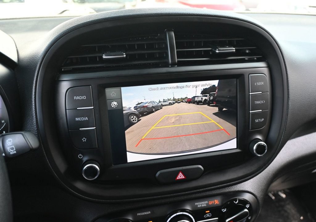 Used 2024 Kia Soul LX FWD image 14