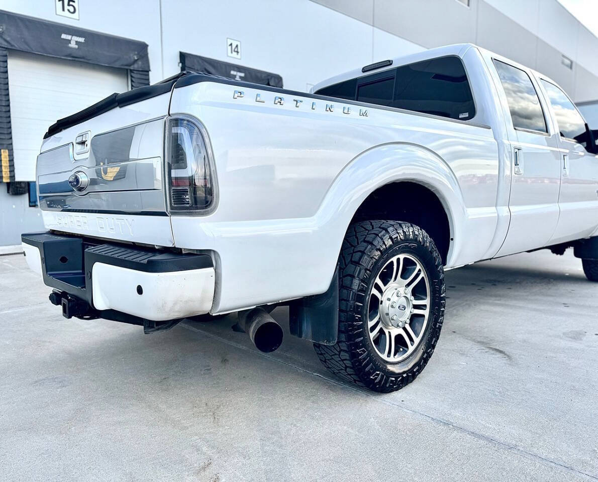 Used 2016 Ford F250 Platinum w/ Platinum Package AWD/4WD image 25