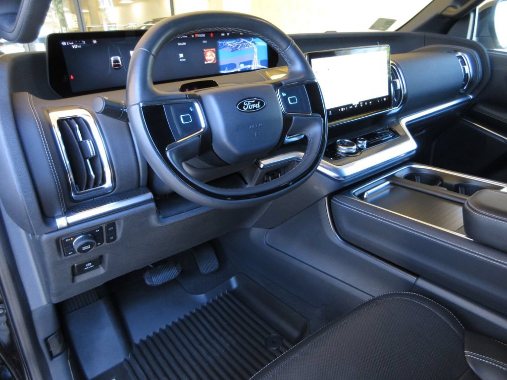 Used 2025 Ford Expedition Max Platinum w/ Stealth Performance Package AWD/4WD image 14